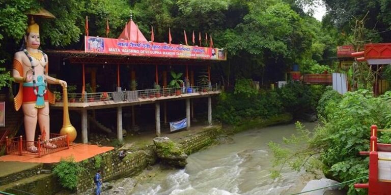 Tourist Spots in Dehradun | tapkeshwar temple